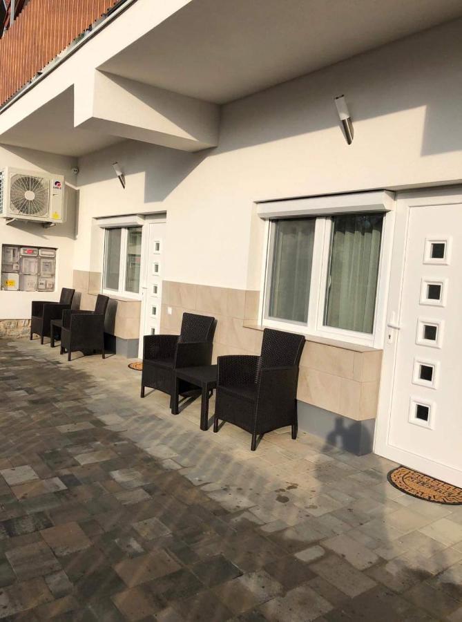 Hajdúszoboszló Jacint Apartman B&B 외부 사진